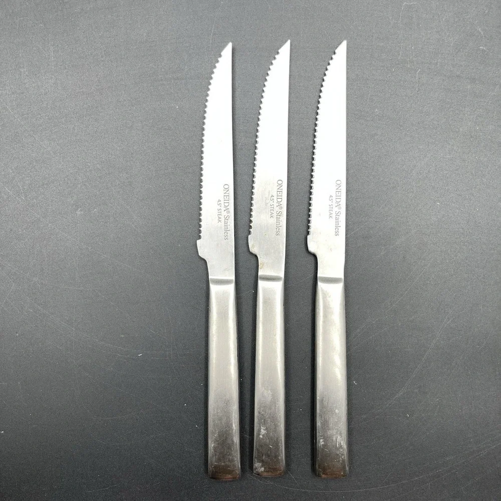 Oneida Performance Collection Stainless Steak Knives Lot 3 Serrated A3